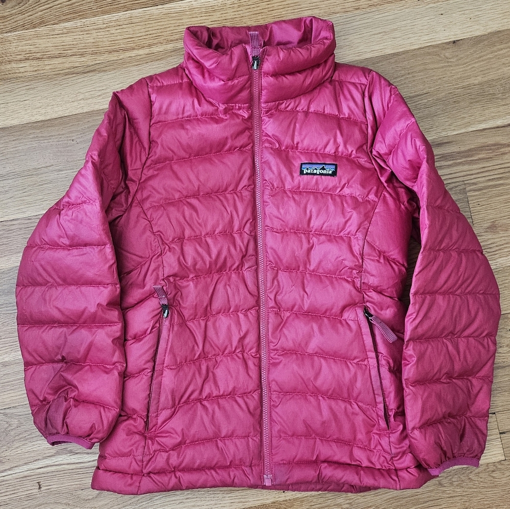 Girls Patagonia Down Sweater Jacket, size S, color Hot Pink
